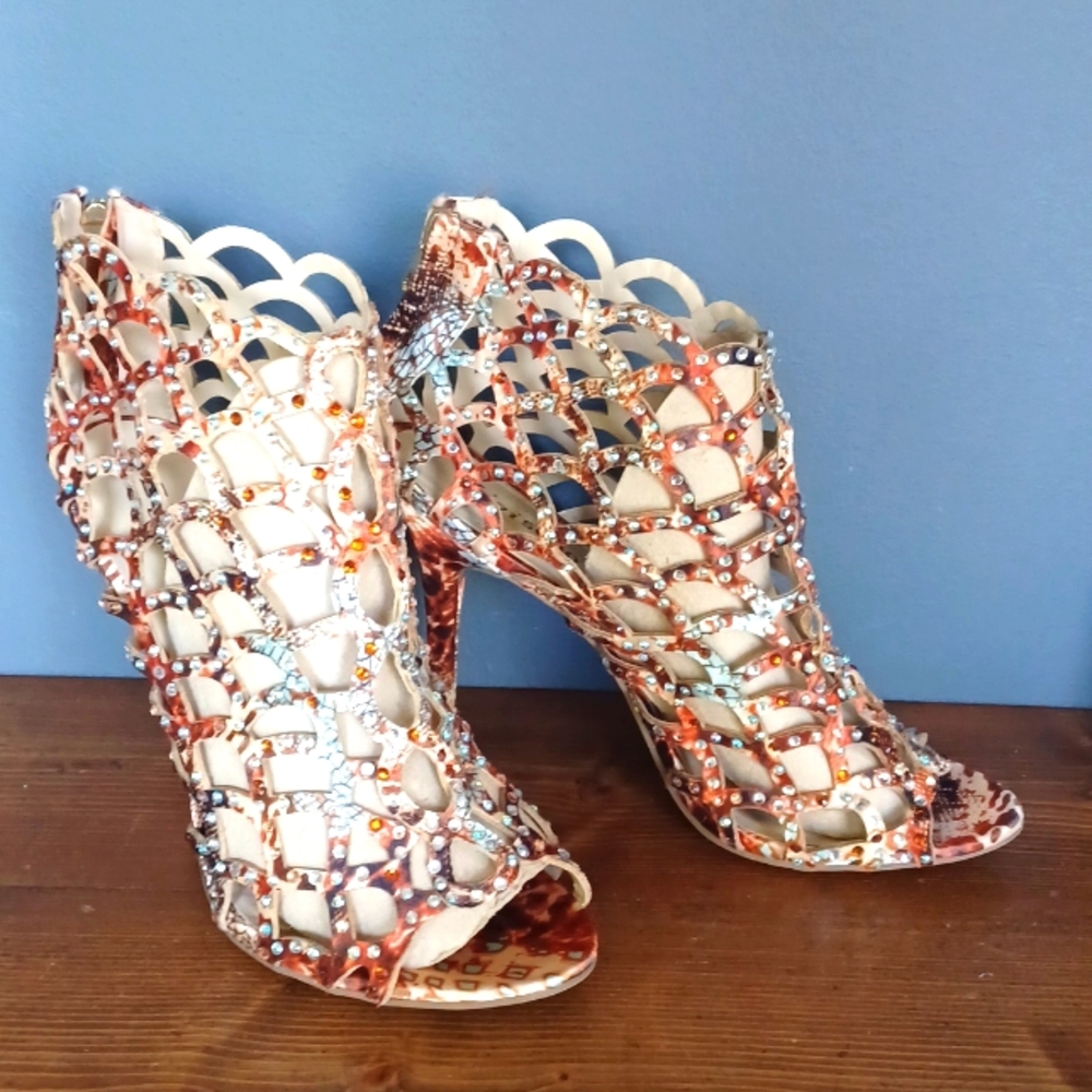 Zigi Soho  rhinestone  heels